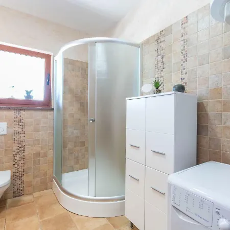 Poli Murvu By Interhome Vikendica *