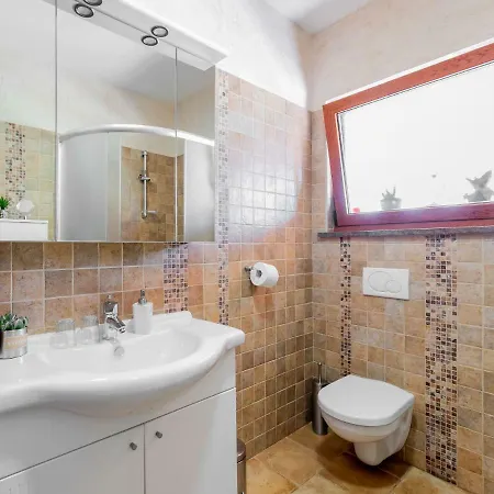 Poli Murvu By Interhome Сasa de vacaciones