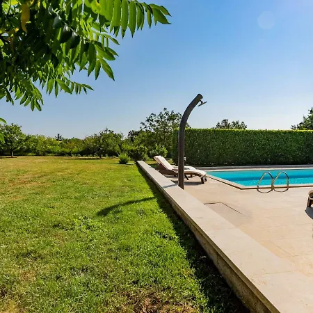 Poli Murvu By Interhome Сasa de vacaciones
